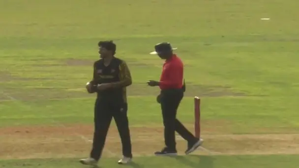 Vijay Unnis 3 for 23 | 1st T20I