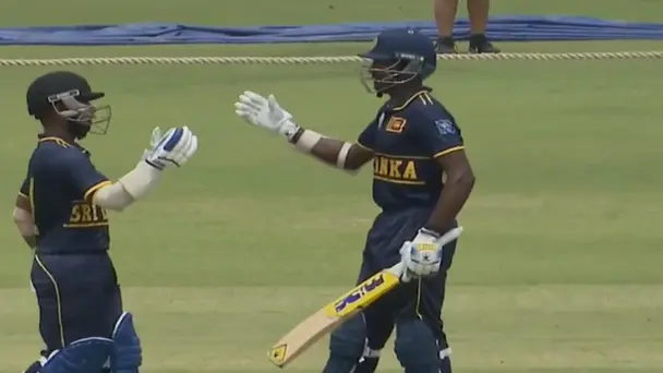 Sonal Dinusha's 93 off 77 | 2nd ODI