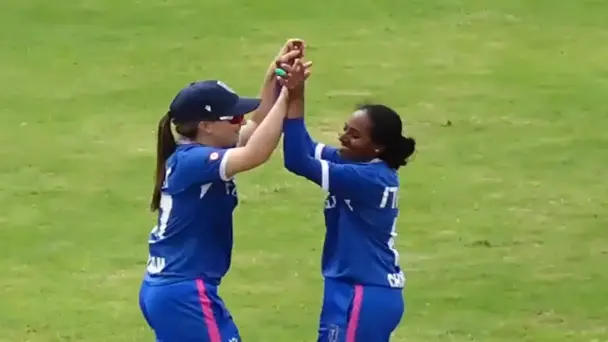 Thilini Fernando's 4 for 24 | Match 10