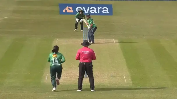 Amy Hunter's 56 off 44 | Match 3