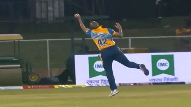 BLINDER! Shikhar Dhawan plucks one out of thin air