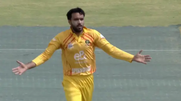 Yamin Ahmadzai's 6 for 33 | Match 5