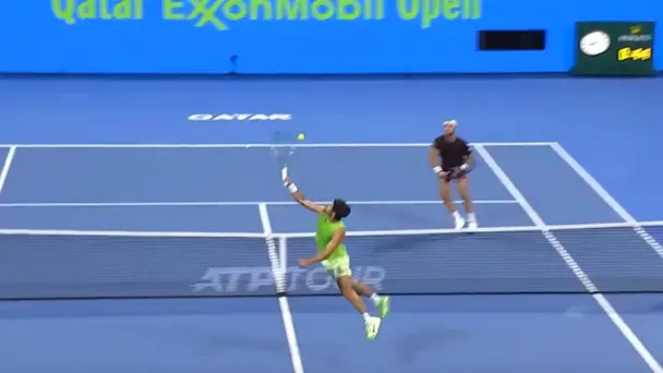 Unreal Court Coverage! Alcaraz wins the impossible point