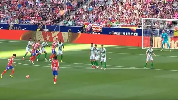 FREE KICK PHENOM! Julian Alvarez lit up the pitch from miles out