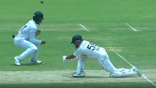 Deflected & Gone! Saud Shakeel's unlucky dismissal
