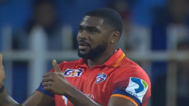 Obed McCoy's 3 for 23 | Match 30