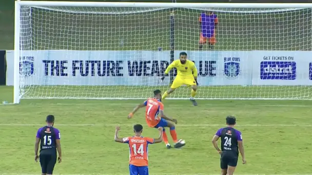 CLINICAL! Brison Fernandes seals it from the spot for FC Goa 
