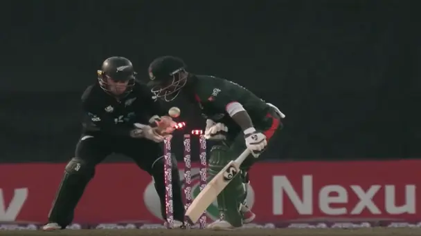 JAFFA! Dean Foxcroft bamboozles Litton Das