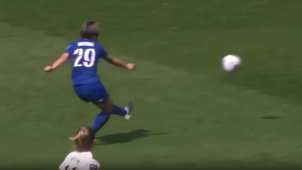 WHAT A HIT! Yuki Momika scores a screamer