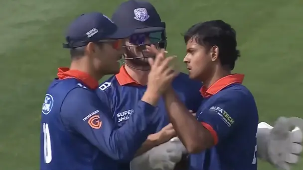 DOUBLE STRIKE! Siddhesh Dixit bamboozles Volts' batters