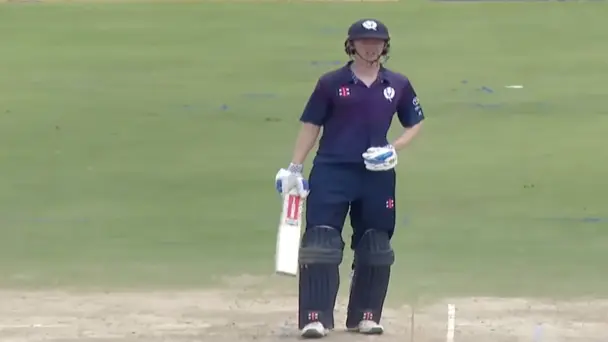 BRILLIANT! Finlay McCreath notches up his third ODI fifty