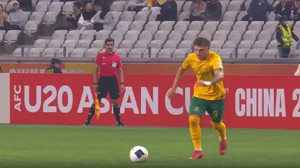 FREE-KICK MASTERPIECE! Luka Jovanovic goes full Ronaldo 