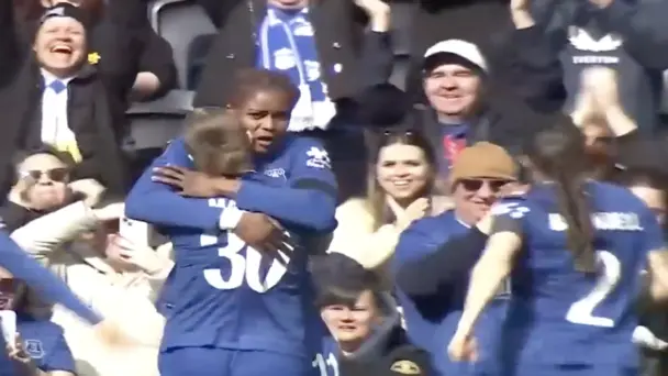 83RD MINUTE WINNER! Kelly Gago wins it for Everton