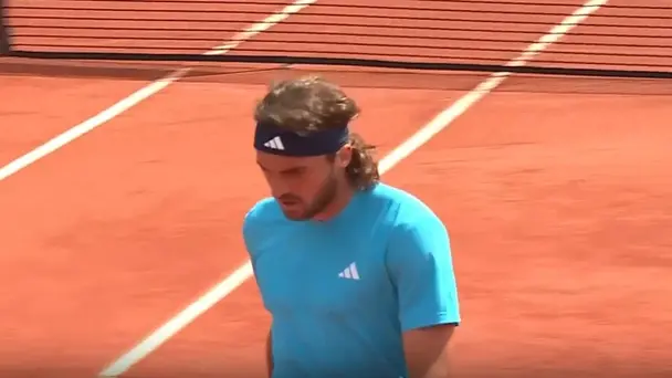 Stefanos Tsitsipas vs Giovanni Mpetshi Perricard | Day 2 | Center Court