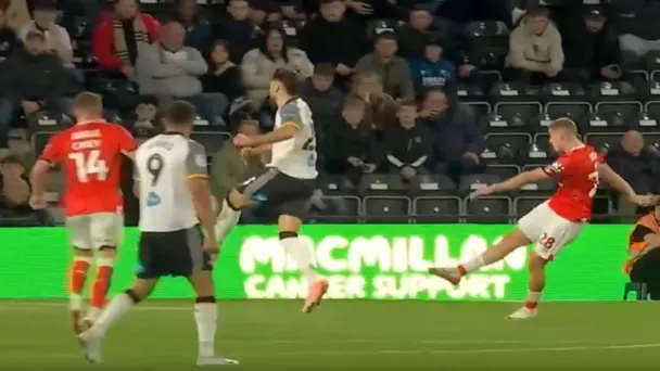 Banger Alert! James Bree rocketed Charlton into the lead