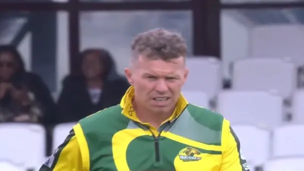 Peter Siddle's 3 for 28 | Match 7