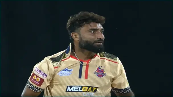 Abhishek Tanwar's 3 for 33 | Match 6