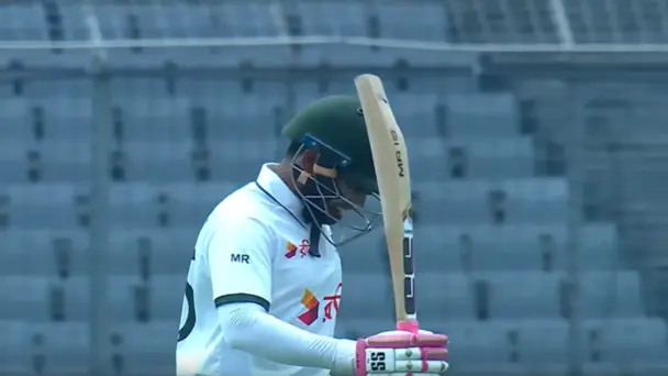 29th Test Fifty! Mushfiqur Rahim marks his birthday in style