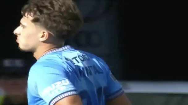 INCREDIBLE! Tiago Quintal draws Sydney FC level with a brilliant strike