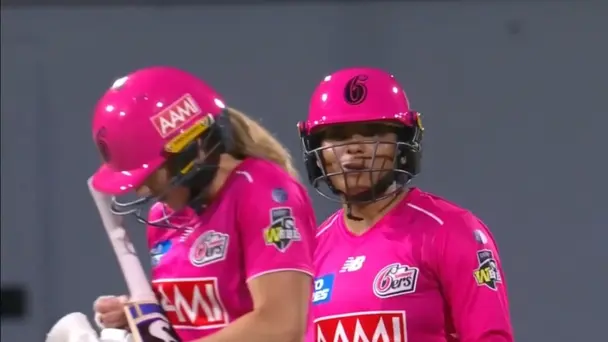 Sydney Sixers Women beat Brisbane Heat Women by 4 wickets | Match 3