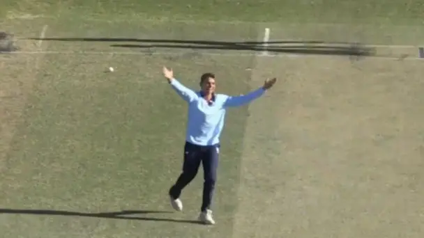 Chris Green's 4 for 25 | Match 4