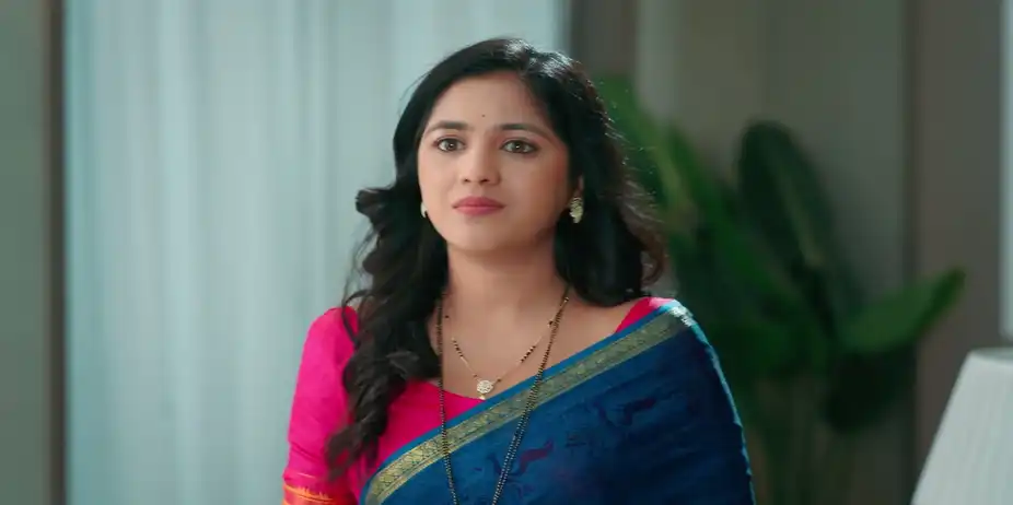 Veen Doghatli Hi Tutena S1 E334 - Aaji Strips Sushmita of All Her Rights