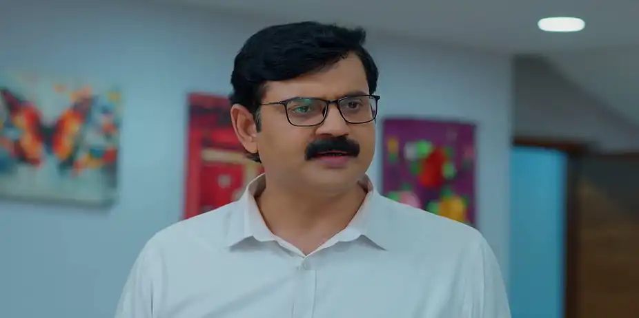 Meghasandesam S1 E681 - Bhoomi Tries to Cover for Akash