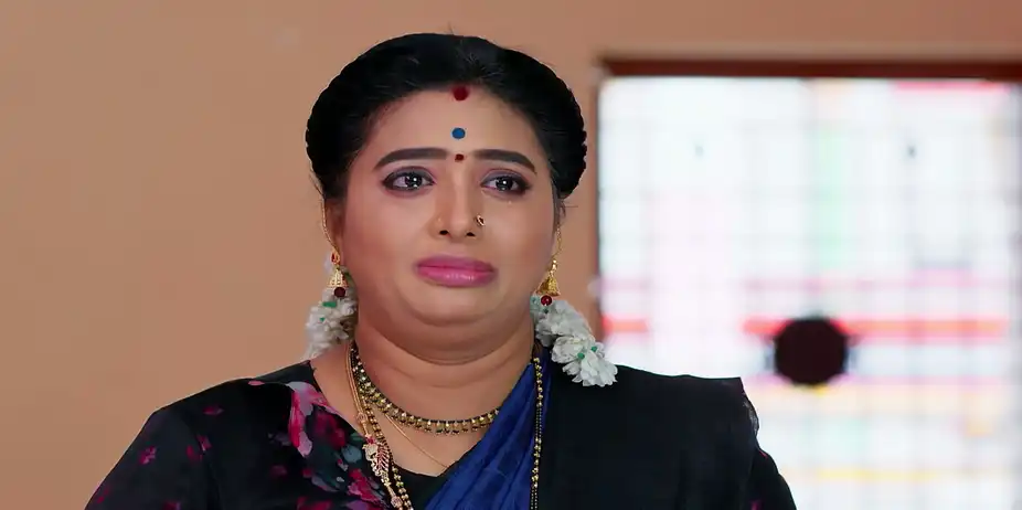 Sumangali S1 E437 - Chaitra's 'Vrat' for Viraj Surprises All