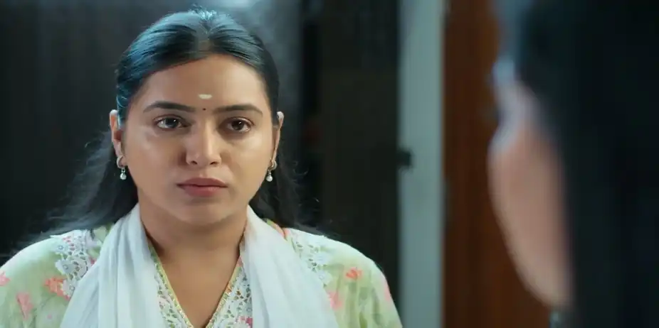 Rithika Rebukes Nandana