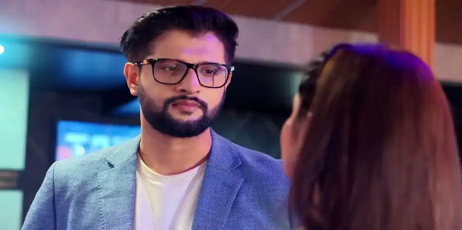 Ridhho and Arati's Cordial Conversation - Dulari