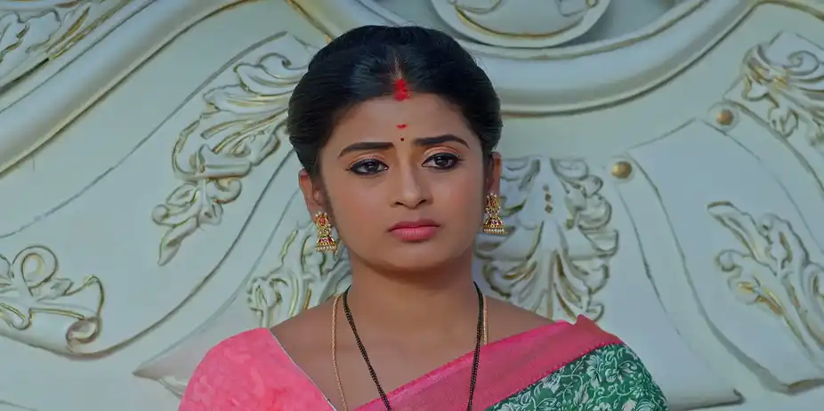 Aval Varuvala S1 E714 - Vivek Mistakes Devayani to be a Thief