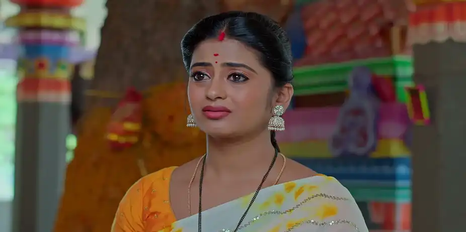 Aval Varuvala S1 E711 - Bhagyalakshmi Encounters an Omen