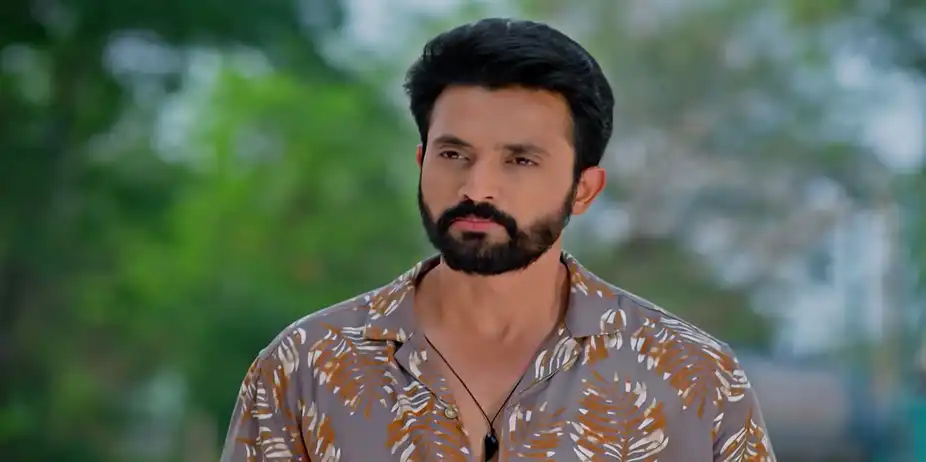 Chi Sou Mahalakshmi S1 E208 - Madan Learns about Vishal-Lakshmi's Relationship