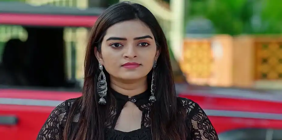 Chi Sou Mahalakshmi S1 E210 - Lakshmi Meets with an Accident