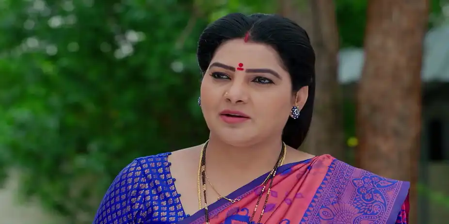 Hrudaya Geethe S1 E467 - Satya Blackmails Fanindra