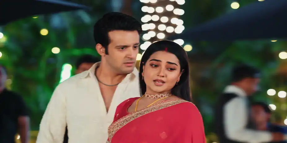Lakshmi Nivas S1 E247 - Radhika Confesses Her Love to Veer