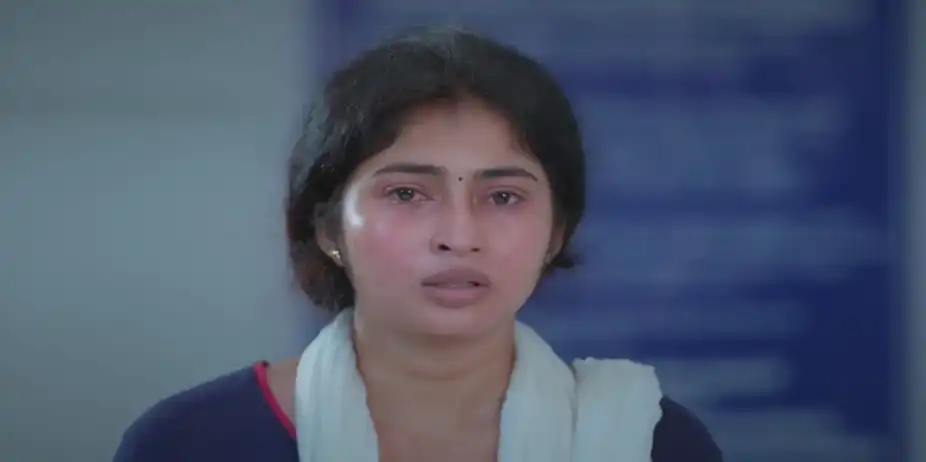 Muthulakshmi is Devastated by Pandiyan's Death | Veera