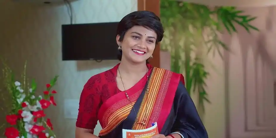 Urmila Praises Sathya's Achievements | Sathya