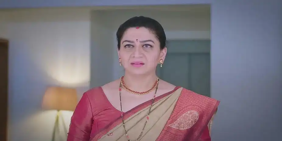 Tulasi Wonders about Mahesh's Strange Behaviour | Shrirasthu Shubhamasthu