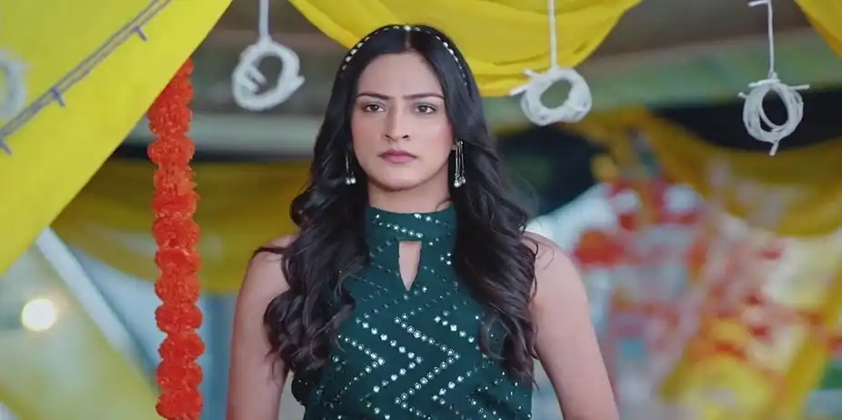 Noor Puts on an Act | Heer Tey Tedhi Kheer