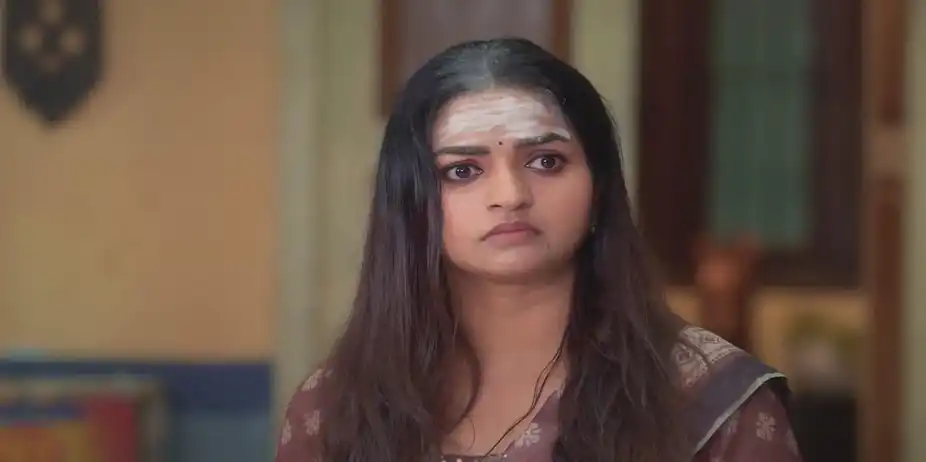 Bhagyam Disbelieves Bharani | Anna