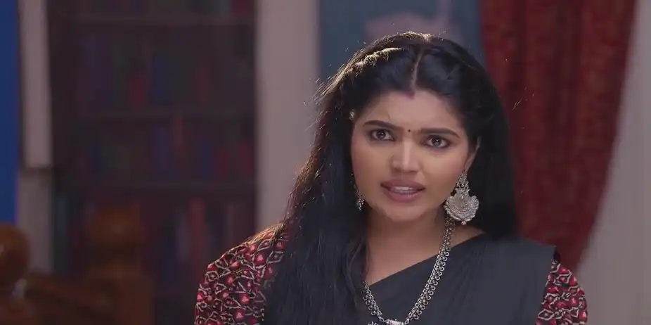 Padmanabhan Tries to Reveal His Killer | Ninaithale Innikkum