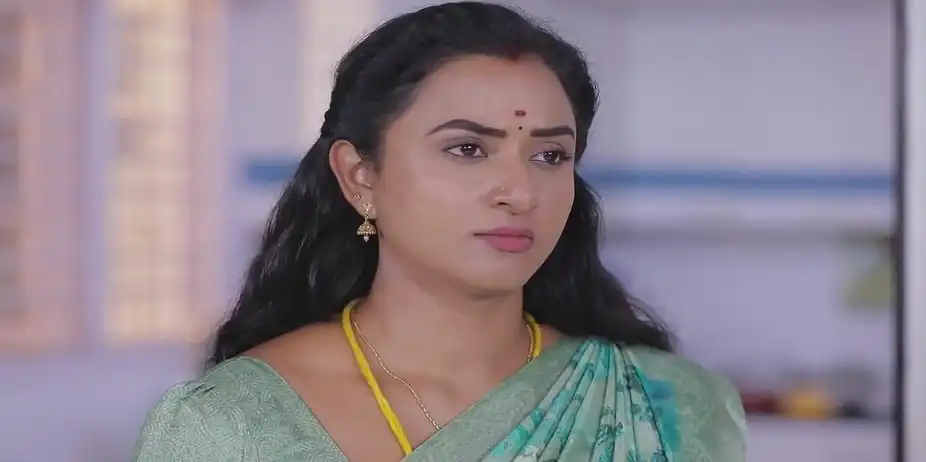 Bharathi Challenges Shwetha | Idhayam