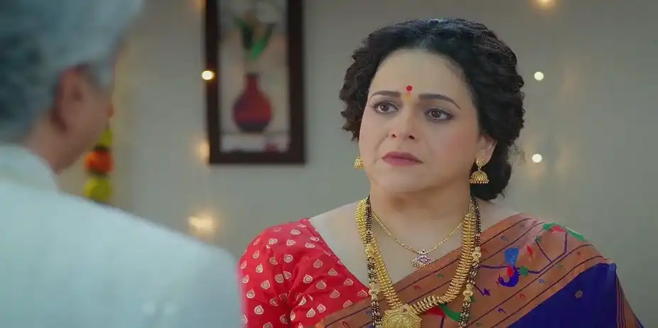 Rambhau Tries to Reason with Seeta | Shiva