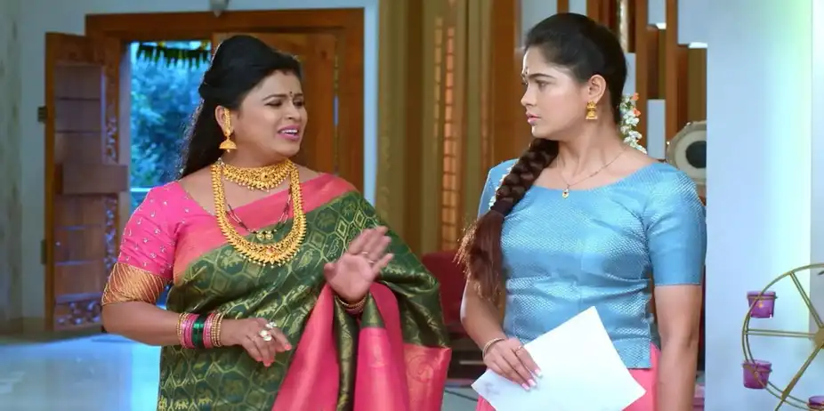 Paaru S1 E719 - Aditya's Wedding Date to be Finalised