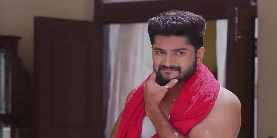 Charu's Actions Irk Srinu | Padamati Sandhyaragam