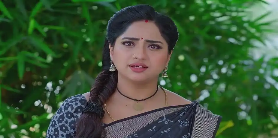 Tilottama Acts Innocent | Trinayani