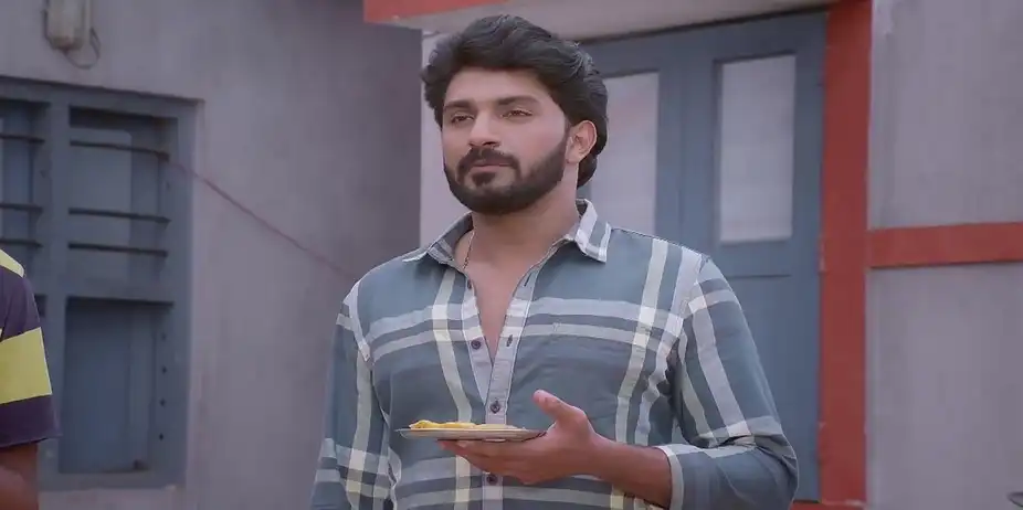 Bala Tastes the Fritters Made by Divya | Sathya