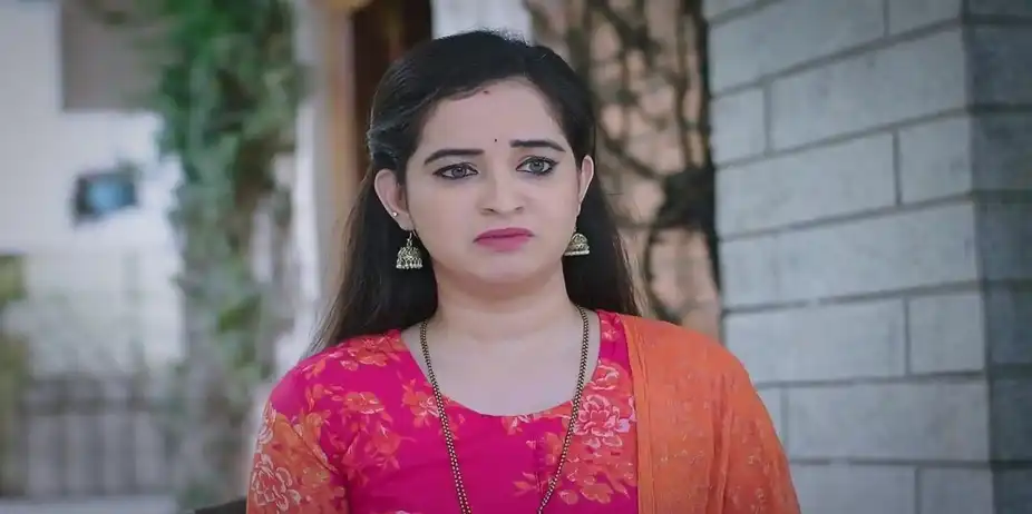 Jagannath Asks Sandhya to Take Money from Deepika | Shrirasthu Shubhamasthu