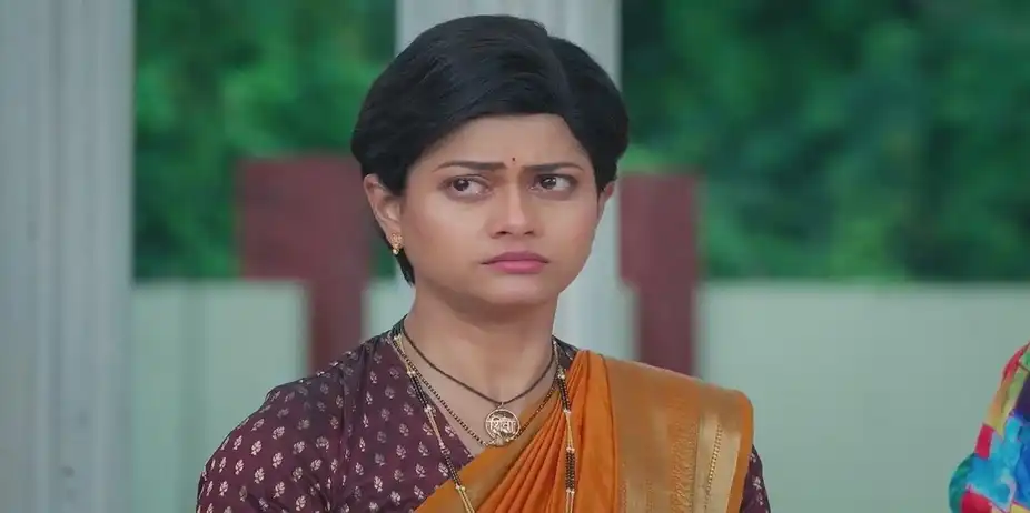Divya Refuses Chandan Stay at the Hotel | Shiva